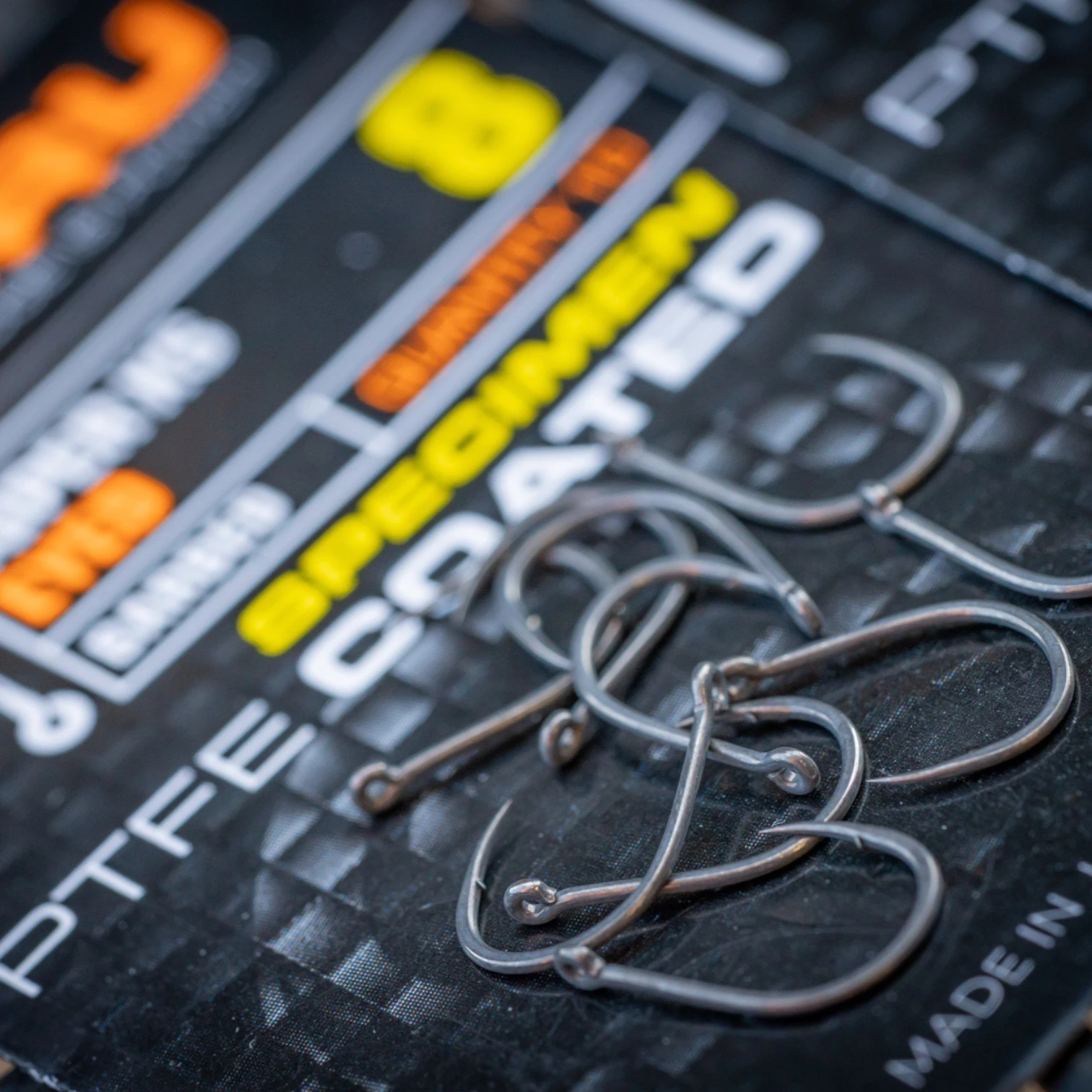 Guru Super XS Eyed Barbed Hooks - Image 4