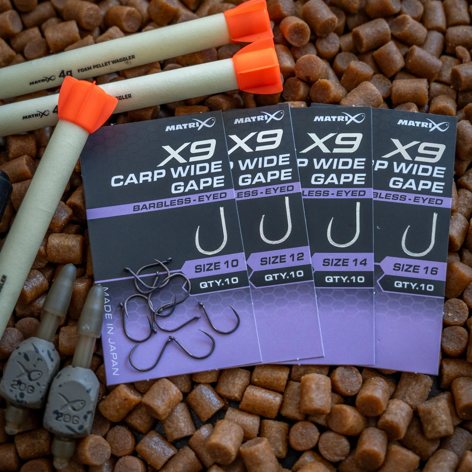 Matrix X9 Carp Wide Gape Hooks Barbless-Eyed - Image 2