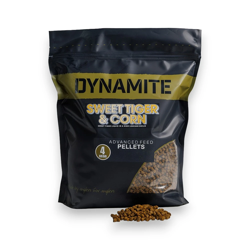 Dynamite Sweet Tiger and Corn Advanced Feed Pellets